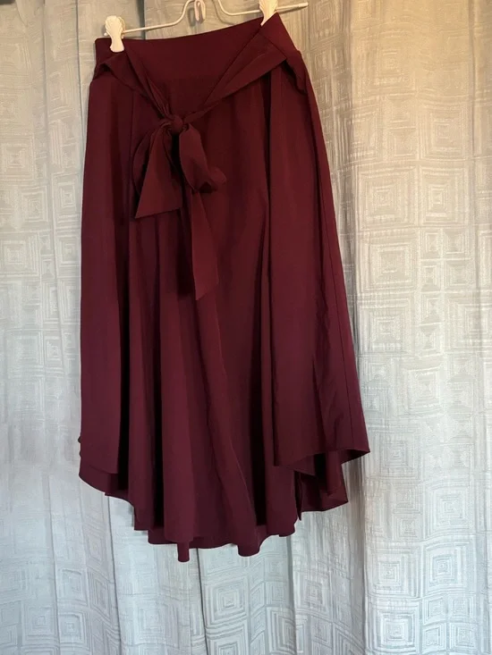 Halara Breezeful flowy midi skirt side sash & built in skort Sz S - Picture 1 of 6